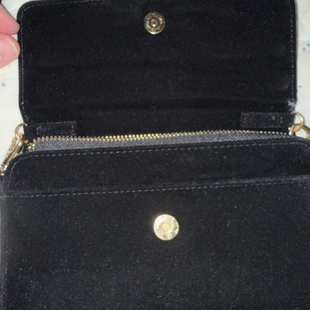 Scout Black Velvet Decker Crossbody Clutch Gold Hardware Detachable Strap - Picture 4 of 7